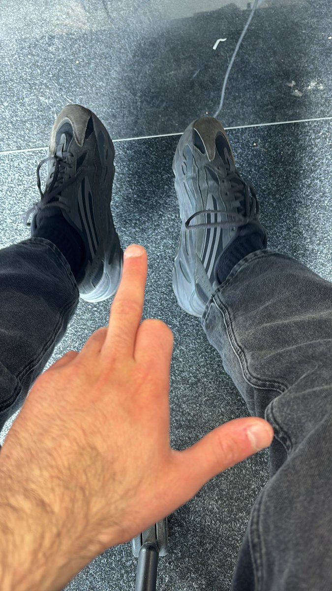 MasterDev1n's tweet image. Mahlzeit ihr Schwuchteln 🤣
Mach dich nützlich und schreib mir du Pisser !
TG:Masterdevin

#Alpha #Master #Cashmaster #Findom