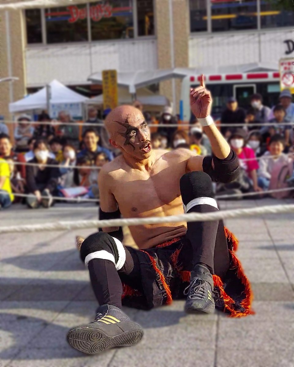 AngPongTanggg's tweet photo. 最高のエンターテイメント
始まる前から心待にした観客でいっぱい
#AsiaGoldProWrestling
#AGWP
#高円寺びっくり大道芸 https://t.co/tXXqPrm9lO