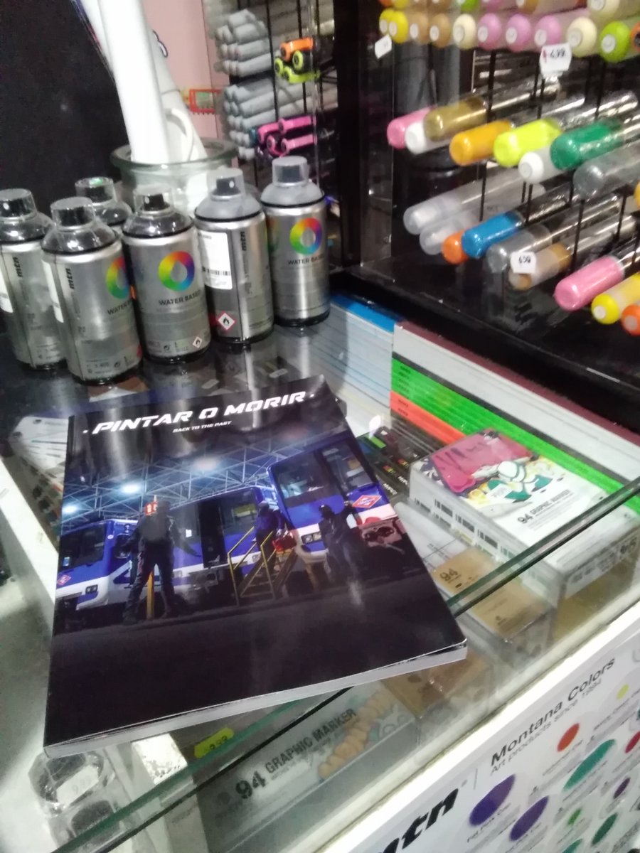 Ya a la venta las revistas y camisetas Pintar  o morir!!!

Donde si no? en la tienda de arte urbano desde los 90!!!!!!

Esto si que renta!!!!!!