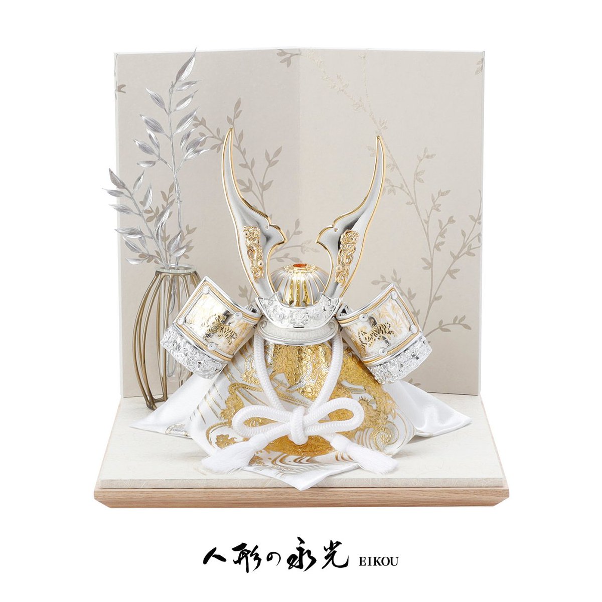 EikoDoll's tweet photo. 【商品紹介】

Feuille（銀）- フイユ -

【五月人形・兜】

▼オンラインショップ
https://t.co/GEmLgG6Ye8

#五月人形 #雛人形 #ひな人形 #兜 https://t.co/A2yarHBDw5