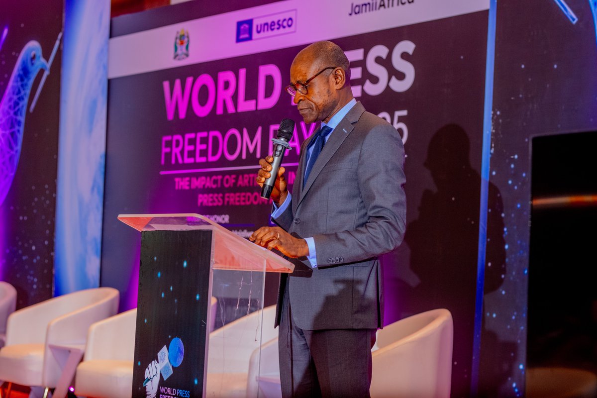 Ni jukumu la Serikali, Umoja wa Mataifa na wadau wa maendeleo kushirikiana na vyombo vya habari na waandishi wa habari katika kulinda uhuru wa kujieleza.

Michael Toto, Muwakilishi mkazi wa @Unescodar 
#WPFD2025 #ElimikaWikiendi
