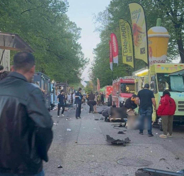 eyes_globe's tweet image. Tragedy struck in Vancouver, Canada, when an Audi Q7 crashed into a crowd attending the Lapu Lapu Festival, killing 8 people and injuring 6 others.

 30-year-old driver has been arrested.

#LapuLapuFestival #LapuLapuDay #vancouverattack #Vancouver
