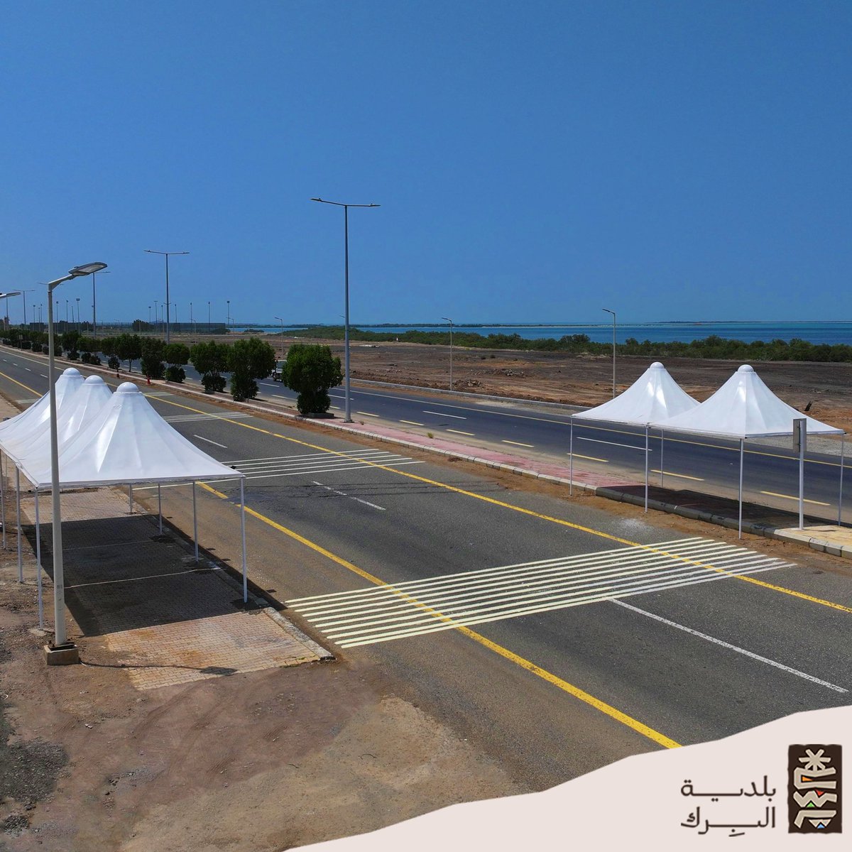 albirk2008's tweet photo. #صور |

في إطار الجهود المبذولة لضمان موسم #حج منظم وآمن قامت #بلدية_محافظة_البرك ممثلةً بقسم الخدمات بتجهيز وتأهيل النقاط الأمنية الموسمية في عدد من المواقع بالمحافظة.
#أمانة_منطقة_عسير 
#البرك https://t.co/eKJULS3ike