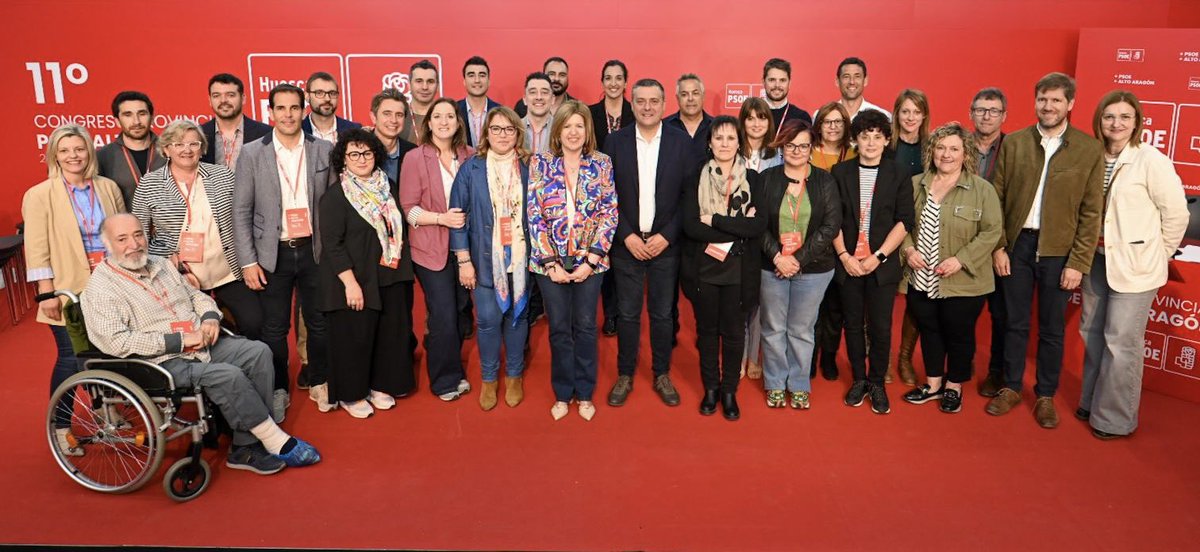 Begonasarre's tweet photo. ✍️ Nueva página en el #PSOEAltoAragón con el #11Congreso adelante @fsabes #ElenaCasaus @LCANALES76 @marceliglcua 

💪 Seguimos construyendo el presente y el futuro juntos, para cada rincón de nuestra provincia #Huesca y así pronto un #Aragón mejor con @Pilar_Alegria  ¡Con el mejor equipo!

🫶 ¡Siempre a vuestro lado, por esta gran familia del @psoealtoaragon !