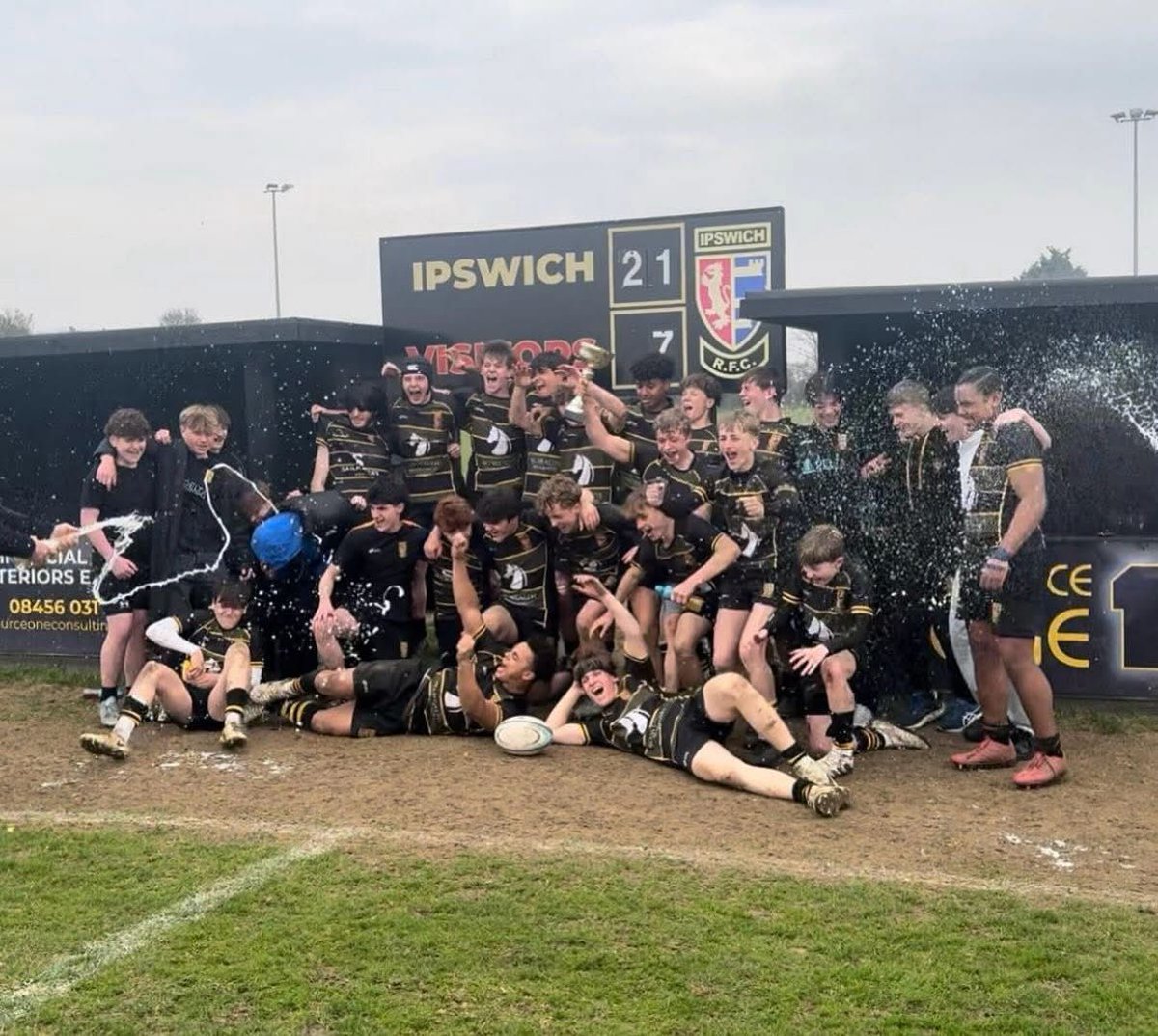 Source One Interiors (@1sourceone) on Twitter photo ๐ CHAMPIONS! ๐
Massive congrats to <a href="/ipswichrugby/">Ipswich Rugby Club</a> U15s โ Suffolk Cup winners after a 21-7 win over <a href="/ColchesterRFC/">Colchester RFC</a>! ๐ช๐ค๐
Proud to support young talent + grassroots rugby as Ground Sponsors ๐
#IpswichRFC #SuffolkCup #GrassrootsRugby #ProudSponsors
#sourceoneconsulting ๐ CHAMPIONS! ๐
Massive congrats to <a href="/ipswichrugby/">Ipswich Rugby Club</a> U15s โ Suffolk Cup winners after a 21-7 win over <a href="/ColchesterRFC/">Colchester RFC</a>! ๐ช๐ค๐
Proud to support young talent + grassroots rugby as Ground Sponsors ๐
#IpswichRFC #SuffolkCup #GrassrootsRugby #ProudSponsors
#sourceoneconsulting