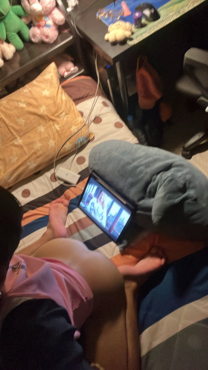 คืออยู่บ้านเหงาเวอร์ อยากโดนเกย์กกเวอร์