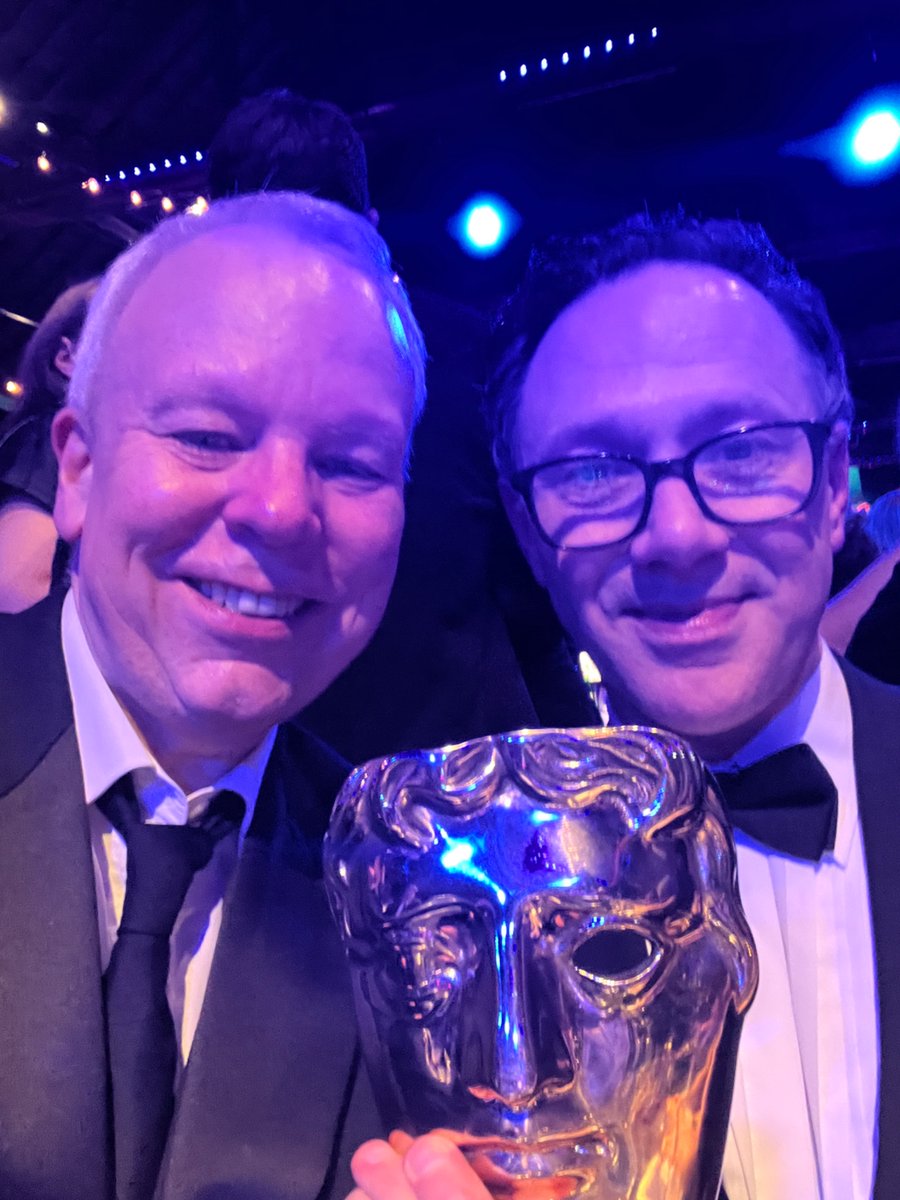 SP1nightonly's tweet image. Wearing my Plodding On tux was a lucky charm #InsideNo9 #BAFTACraftAwards