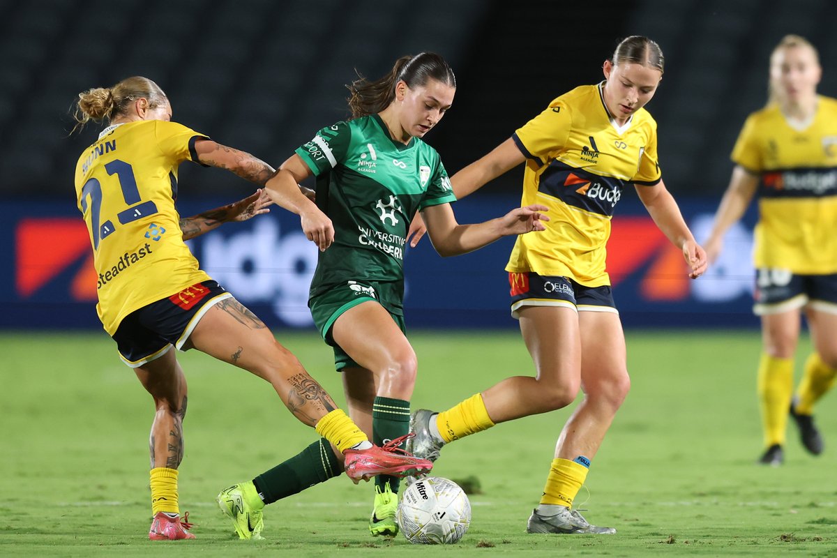 67' | 1-1

Battling away with just over 20 minutes to go

#CCMvCBR #UniteWithUs #CUInGreen #TheGameWeLove