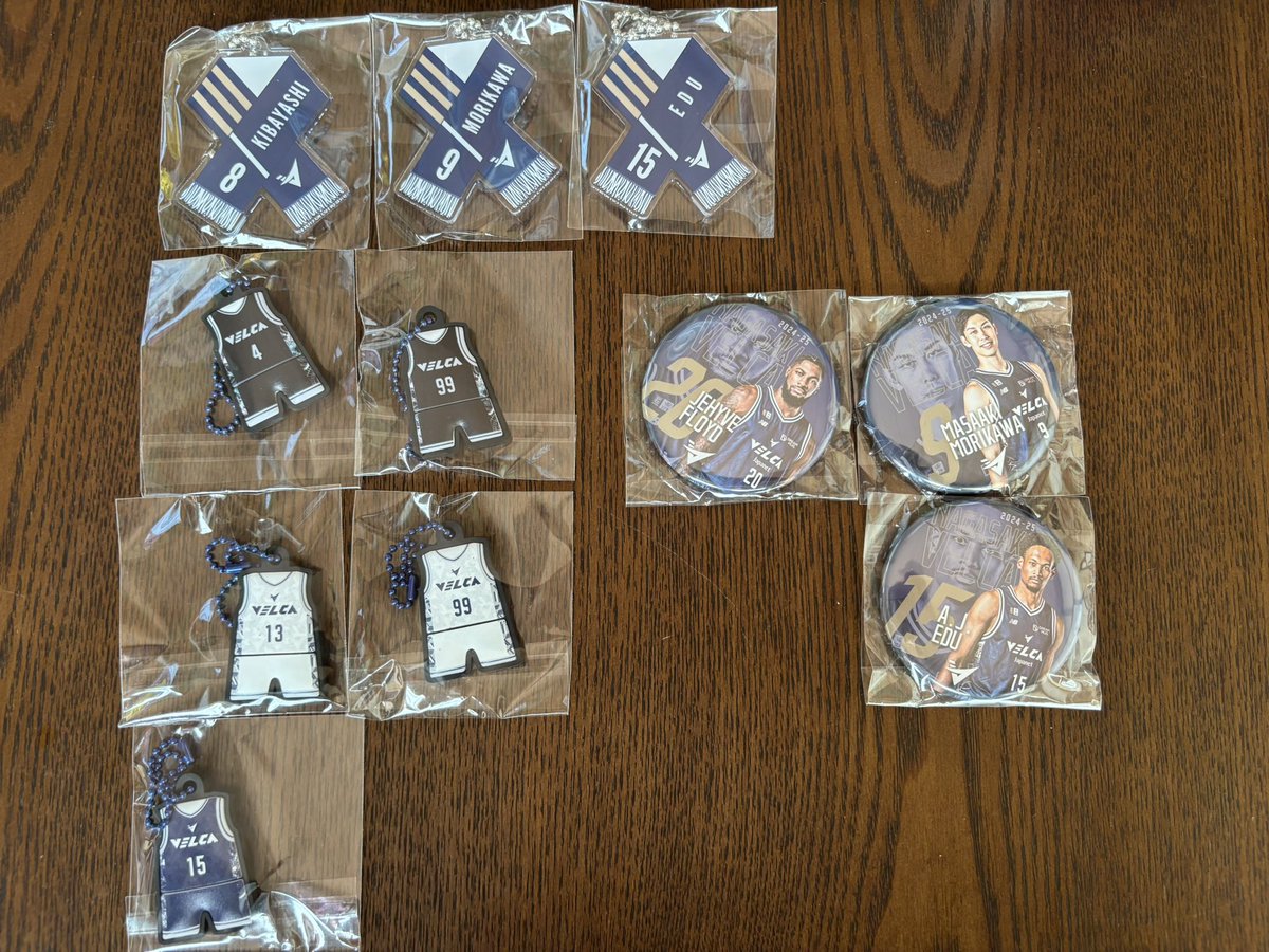 tera_o_o_'s tweet image. 長崎ヴェルカ　グッズ交換

譲　写真のもの
求　山口選手または定価買取

ファン感参加予定なのでその時
または、郵送でも大丈夫です！

#長崎ヴェルカ