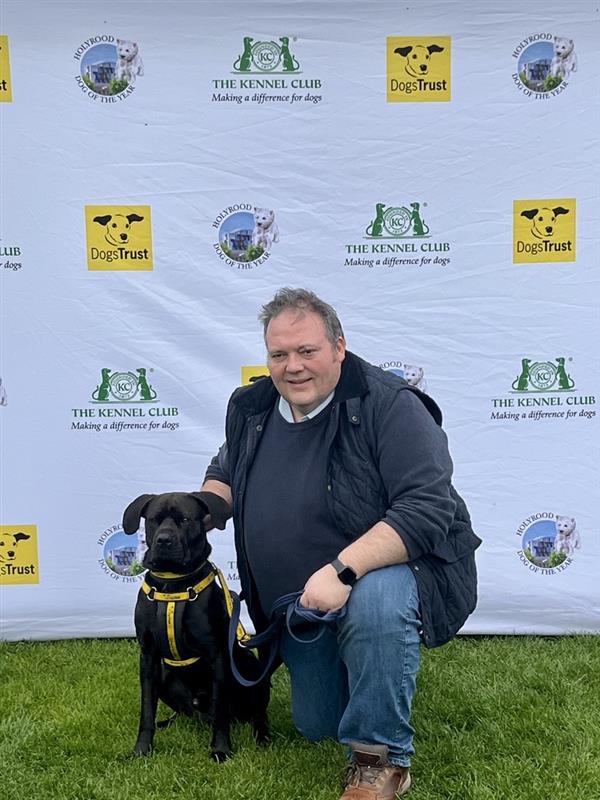 DT_Pawlitical's tweet photo. Next in front of the #HDOTY judges is @jhalcrojohnston with @DogsTrust companion Buster the Boxer!
Jamie believes that dogs have the unique ability to provide unconditional love and deserve our respect.
@KC_political https://t.co/UqI3CeQC6D