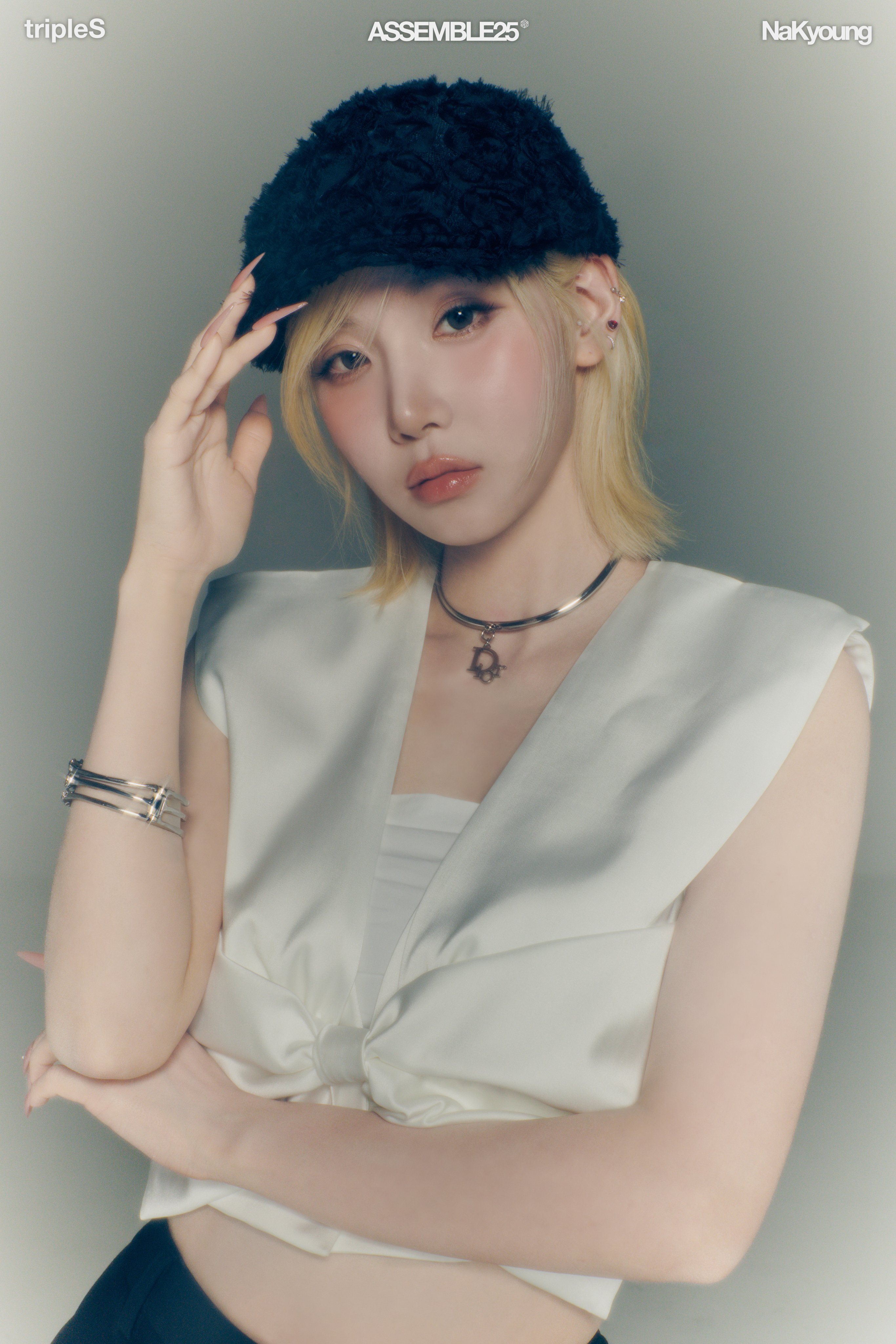 triples Yun Seo-yeon E304 japan fanclub object | eBay