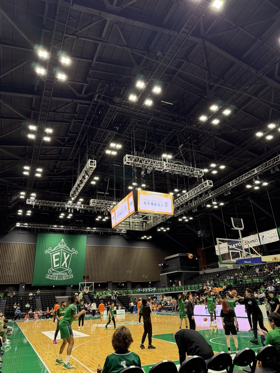 umeyatoriniku's tweet photo. 今日はここから。
ついに #B3リーグプレーオフ 開幕🏀‼️
ポジティブな緊張感がビシビシ伝わって来ます。がんばれ‼️ #横浜エクセレンス ‼️
#GoForB2 🔥 https://t.co/6GCcM3516m