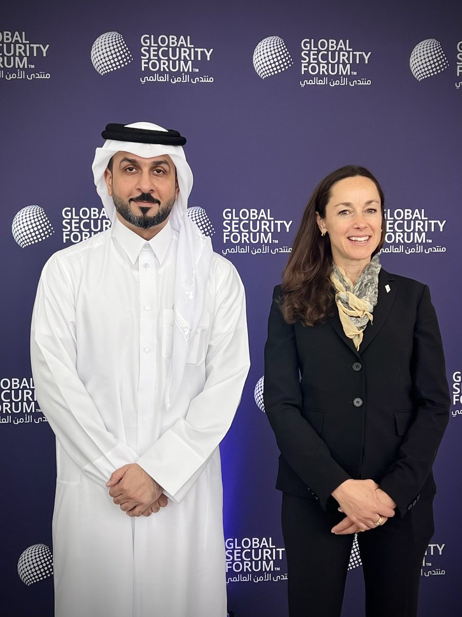 AMohammedAlAli's tweet photo. 🚔 I had the pleasure of catching up with the #NYPD’s Deputy Commissioner Rebecca Weiner after her thought-provoking Fireside Chat on "The Future of Global Security: State vs. Non-State Influence"
#GlobalSecurityForum #LawEnforcement #Police #NYPD #INTERPOL https://t.co/Sr9UT4iw8V