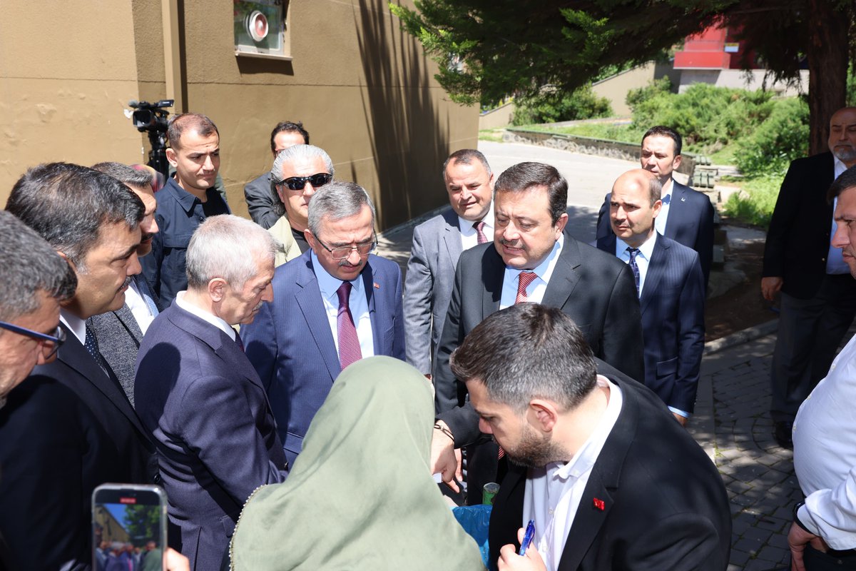 📍Şahinbey Belediyesi 

Yerel Yönetimler Başkan Yardımcımız Sayın Bilal Uçar, İl Başkanımız Sayın Fatih Muhaddis Fedaioğlu, GBB Başkanımız Sayın Fatma Şahin, İl Kadın Kolları Başkanımız Sayın Dilan Ensari Şahin, ilçe başkanlarımız ve il-ilçe yönetim kurulu üyelerimiz ile