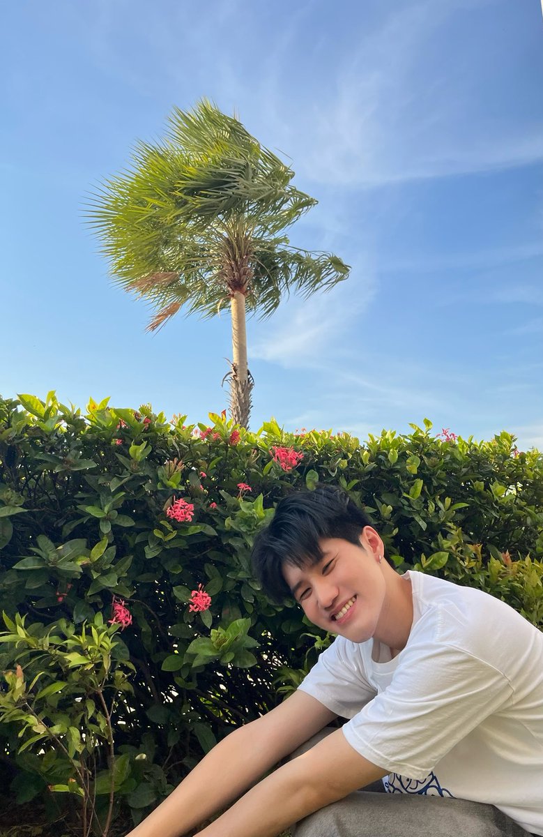 🌤️🌷

#dogbro #skychaithawat