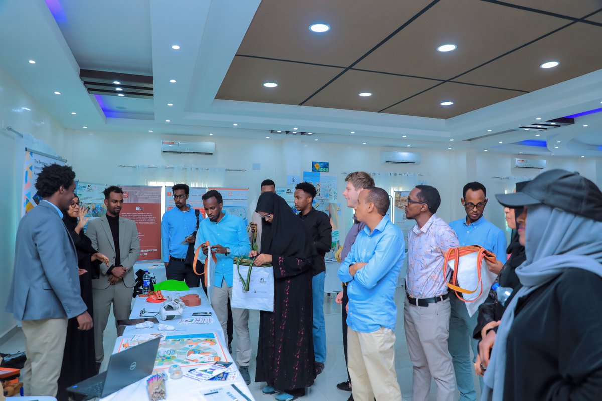 SomReP (@somrepofficial) on Twitter photo Turning waste into wonder!
Hamda, founder of <a href="/kaahadesign/">Kaaha Design</a>, transforms plastic pollution into stylish bags that celebrate Somali art. Thanks to #SomReP & <a href="/R_I_Labs/">Response Innovation Labs</a> support, she showcased her powerful impact at our Learning Event!
#Innovation #Resilience Turning waste into wonder!
Hamda, founder of <a href="/kaahadesign/">Kaaha Design</a>, transforms plastic pollution into stylish bags that celebrate Somali art. Thanks to #SomReP & <a href="/R_I_Labs/">Response Innovation Labs</a> support, she showcased her powerful impact at our Learning Event!
#Innovation #Resilience