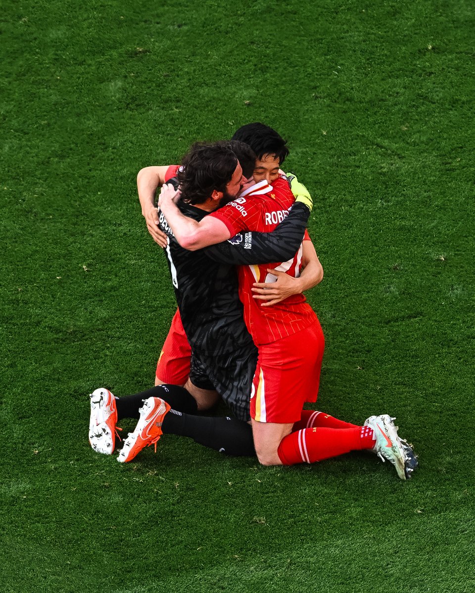 LFC's tweet image. 🤗