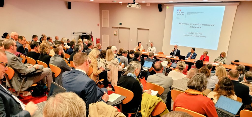 DSDEN de la Somme (@dsden_80) on Twitter photo Au programme de la deuxième réunion départementale des personnels d'encadrement de la Somme ce matin au <a href="/LyceeThuillier/">LyceeLouisThuillier</a> à Amiens :
➡️ Maillage territorial, politique jeunesse et politique publique
➡️ Élever le niveau des élèves et consolider leur ambition <a href="/AcAmiens/">Académie d'Amiens</a> Au programme de la deuxième réunion départementale des personnels d'encadrement de la Somme ce matin au <a href="/LyceeThuillier/">LyceeLouisThuillier</a> à Amiens :
➡️ Maillage territorial, politique jeunesse et politique publique
➡️ Élever le niveau des élèves et consolider leur ambition <a href="/AcAmiens/">Académie d'Amiens</a>