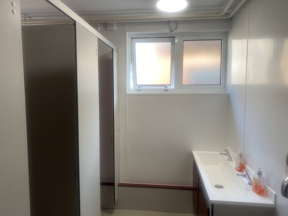 More Refurbishment work in the toilets …. They look great !