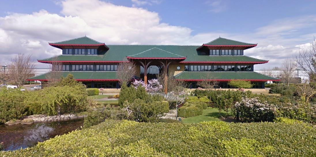 mattPGRbliss's tweet image. was I just supposed to find out by accident that the Body Shop's former headquarters in Littlehampton looked like what would happen if the Song dynasty had developed enterprise zones?