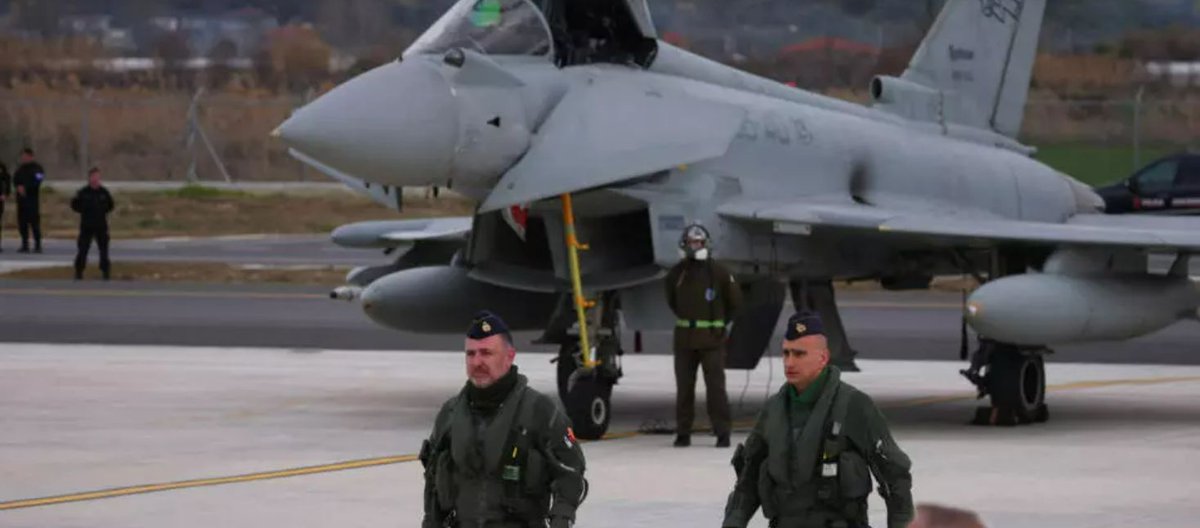 lequotidien509's tweet image. 🇪🇺🇬🇧 Avec l’#Europe de la défense, 150 milliards d&apos;euros sont en jeu. Le #programmeSafe, proposé par la Commission européenne, a pour objectif d&apos;aider les pays de l&apos;Union à accroître leurs dépenses de défense et ce programme aiguise aussi les appétits des industriels extérieurs à…