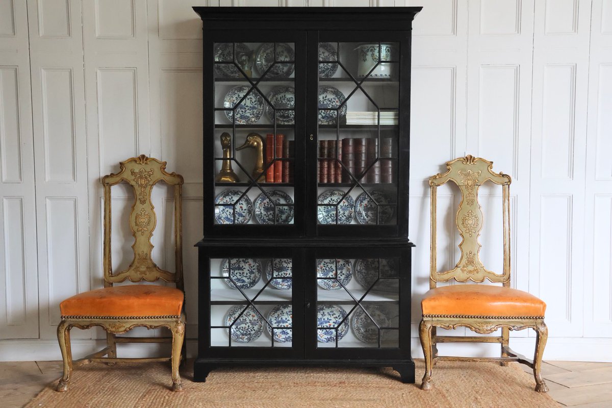 BrownriggUK's tweet photo. 19th Century English Ebonised Bookcase in the George III Taste
https://t.co/F3Tg282kWp
#ebonisedbookcase #antiquebookcase #englishbookcase https://t.co/QlZzerv4EC