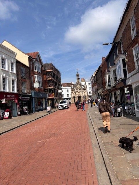 Visiting our client Cryogenesis in Chichester is always a delight; it was fantastic to catch up with Rob Mesure.