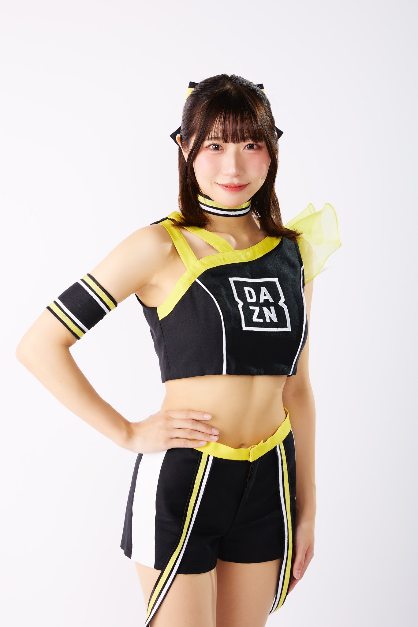 かわいい新作 MOMO🍑DAZNガールズ  X: on シングルカード