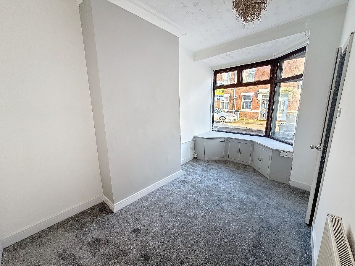 New to market - 2 Bed Terraced House, Newlands Street, Stoke , Stoke-on-Trent, ST4 2RG, £795pcm. View details: wardsproperty.co.uk/propertydet.as…