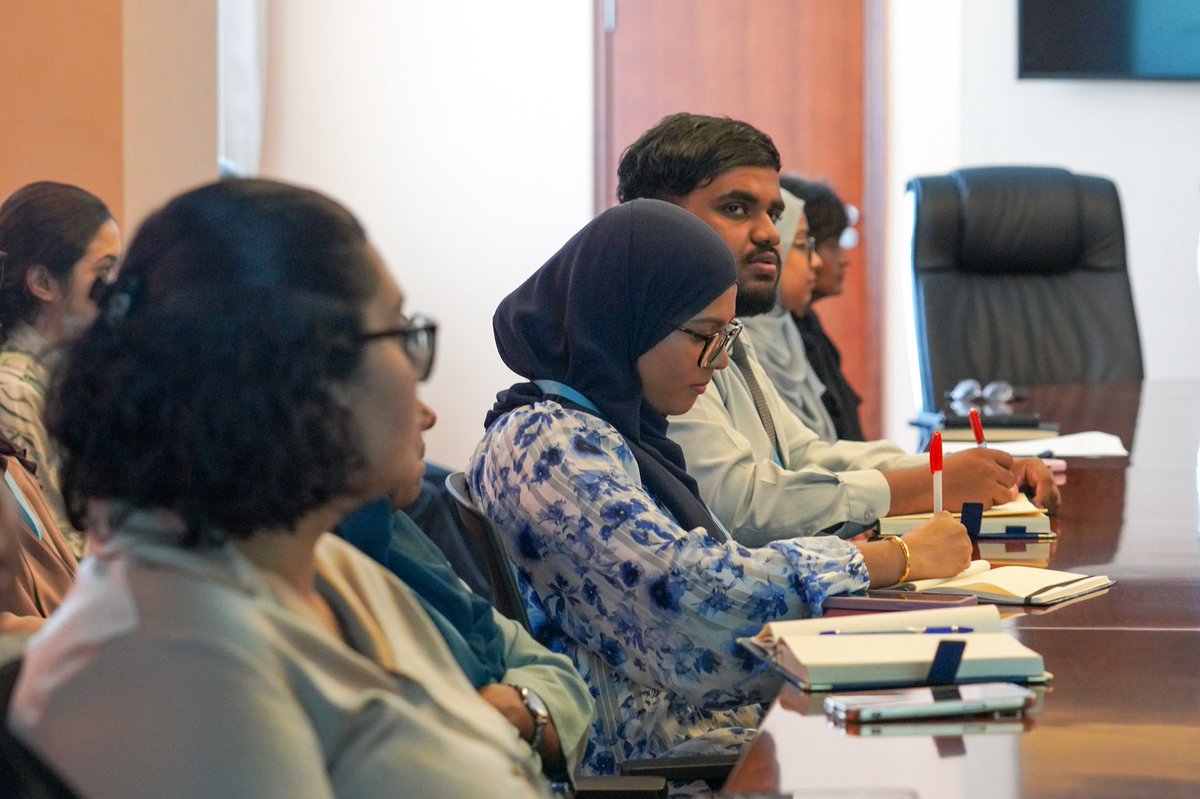 “How to Get to a “Yes” in Any Negotiation” - a session coached by Senior Under Secretary Hassan Hussain Shihab was facilitated by #FOSIM. Session covered expert insights on strategic negotiation techniques to achieve favourable outcomes.