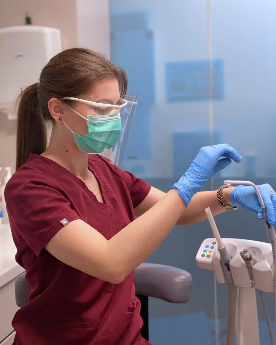 Sunny days bring brighter smiles at Platinum Dental Care! 😁

Step into their safe, comfortable space where expert care and advanced technology make every treatment shine.

Book your appointment today!