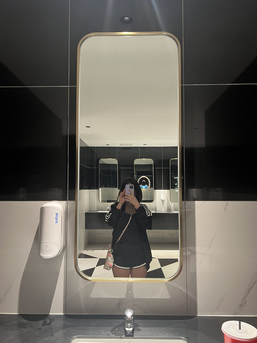 K (@wcjswy) on Twitter photo 