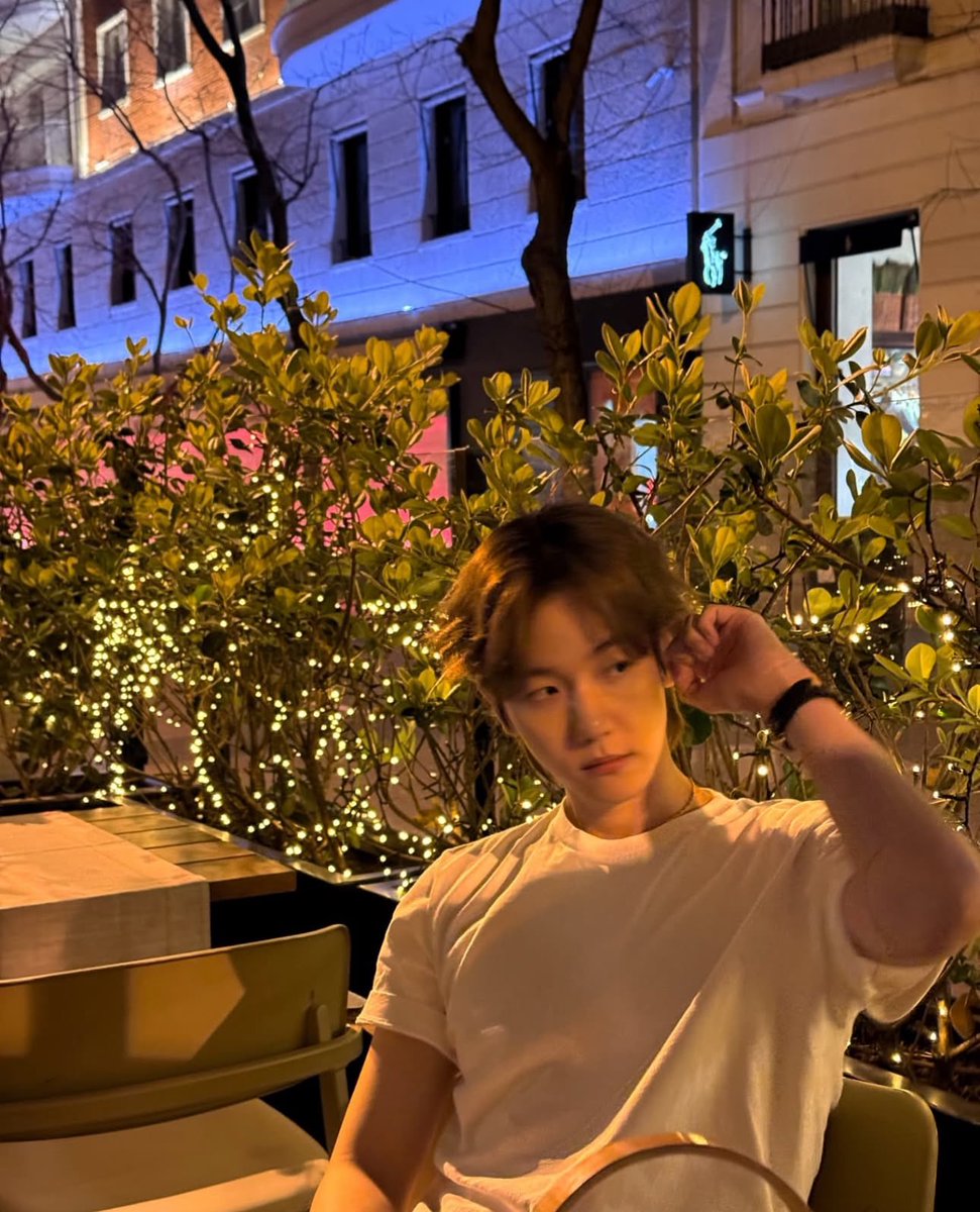 kokokbop's tweet photo. BAEKHYUN?????????? https://t.co/nZoHGTmGqg