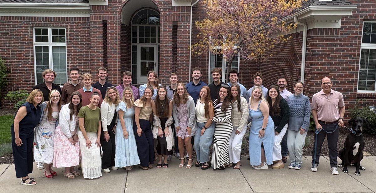 Kathy Farrell (@kathyfarrellunl) on Twitter photo One of my favorite traditions - hosting <a href="/NebraskaBizHA/">Nebraska Business HA</a> incoming freshman in fall and outgoing graduating seniors in spring. Here is to the Class of 2025 as freshman and seniors - you have grown so much over the last four years. Can't wait to see what lies ahead for each of you! One of my favorite traditions - hosting <a href="/NebraskaBizHA/">Nebraska Business HA</a> incoming freshman in fall and outgoing graduating seniors in spring. Here is to the Class of 2025 as freshman and seniors - you have grown so much over the last four years. Can't wait to see what lies ahead for each of you!