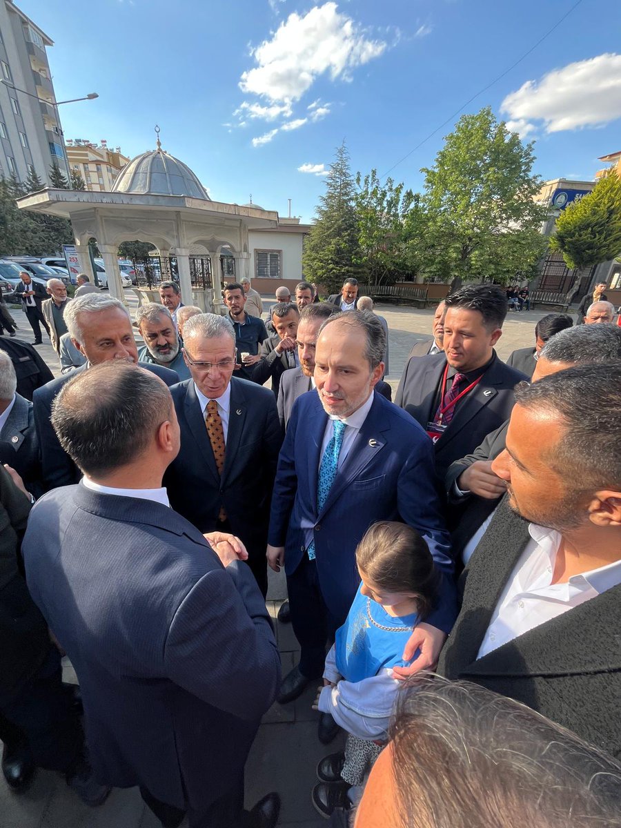 Yeniden Refah Partisi  Genel Başkanı Sayın DR.Fatih ERBAKAN ile görüşme gerçekleştirdik.
Eski Uzman Çavuşların memurluğa geçişleriyle ilgili bilgilendirmede bulunduk.
<a href="/erbakanfatih/">Dr. Fatih Erbakan</a>
<a href="/rprefahpartisi/">Yeniden Refah Partisi</a> 
<a href="/BO_Osmanagaoglu/">Bülent Osman Osmanağaoğlu</a>