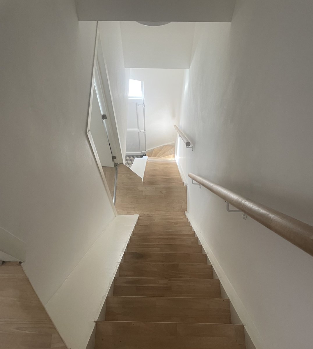 Niemand kan me zeggen dat deze trap NIET levensgevaarlijk is