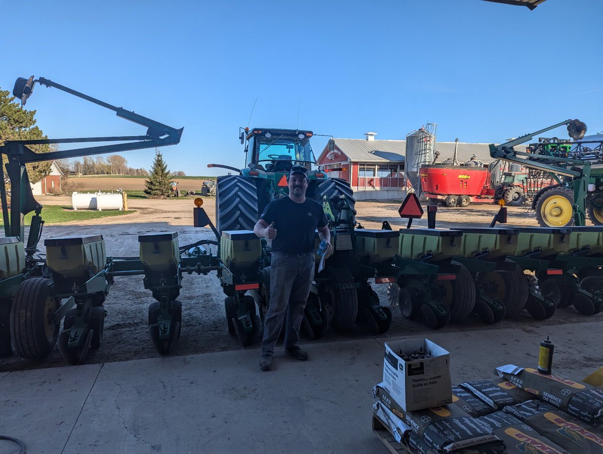 Kicked off #plant25 last night. Couldn’t ask for better conditions! 🌽 🐮
