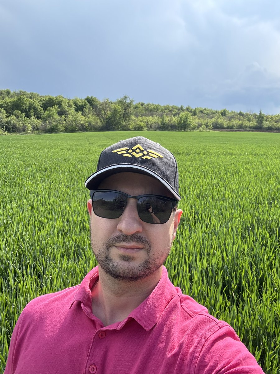 Touching grass 🍀👀 <a href="/_RichardTeng/">Richard Teng</a> <a href="/cz_binance/">CZ 🔶 BNB</a> <a href="/saylor/">Michael Saylor</a> <a href="/elonmusk/">Elon Musk</a> #binance <a href="/BinanceWallet/">Binance Wallet</a> <a href="/BinanceAngels/">Binance Angels</a>