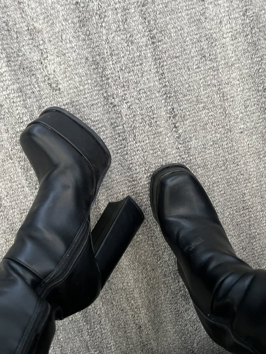 Ebony mommy May🍒 tweet media