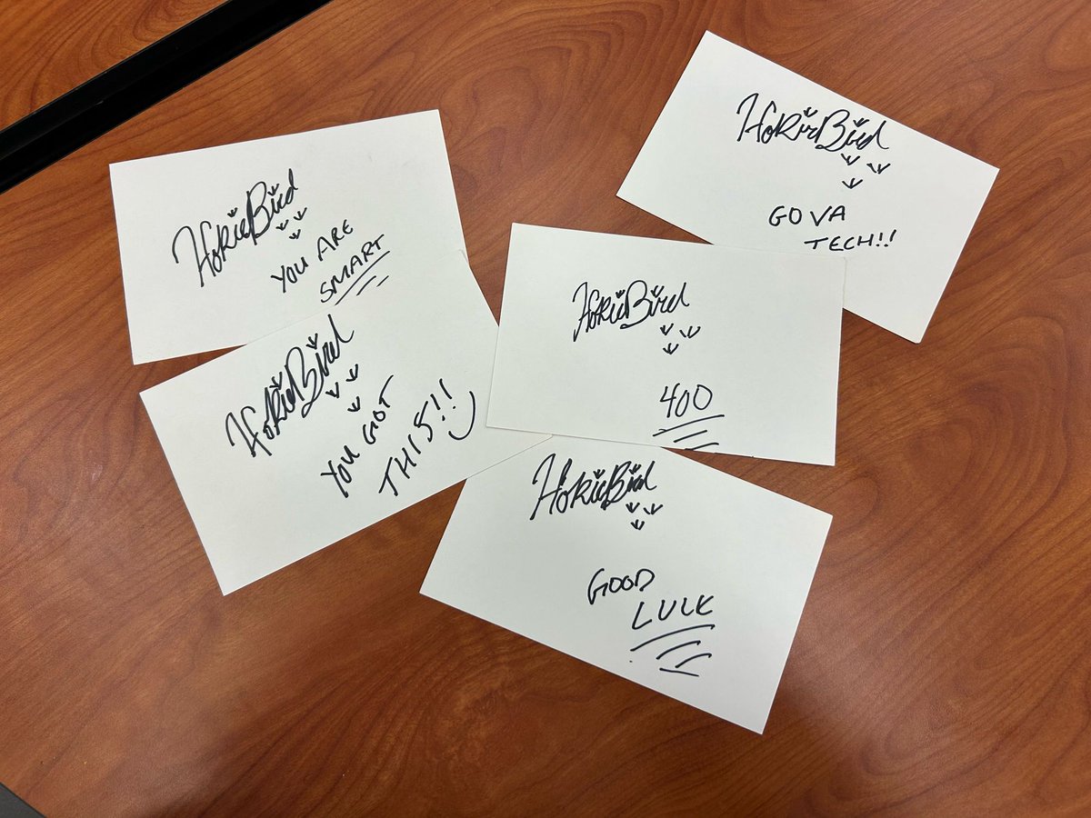 Thank you to Kailey Morris, Madison Payne, and the Hokie Bird for bringing Hokie Spirit to CES!
Students loved getting pictures and encouragement for SOL testing.
We are grateful for the positivity and Hokie pride you shared! #VT #StudentTeachers #VirginiaTech