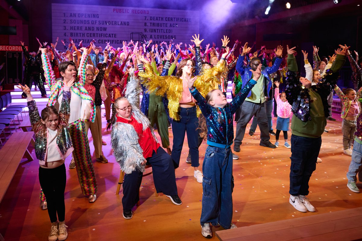 YoungishPers's tweet image. REVIEW: ⭐⭐⭐⭐⭐ for #publicrecord @NationalTheatre 

A show injected with joy and life at the heart of Sunderland

wp.me/pdXz8Y-5kD

#review #theatre #whatson