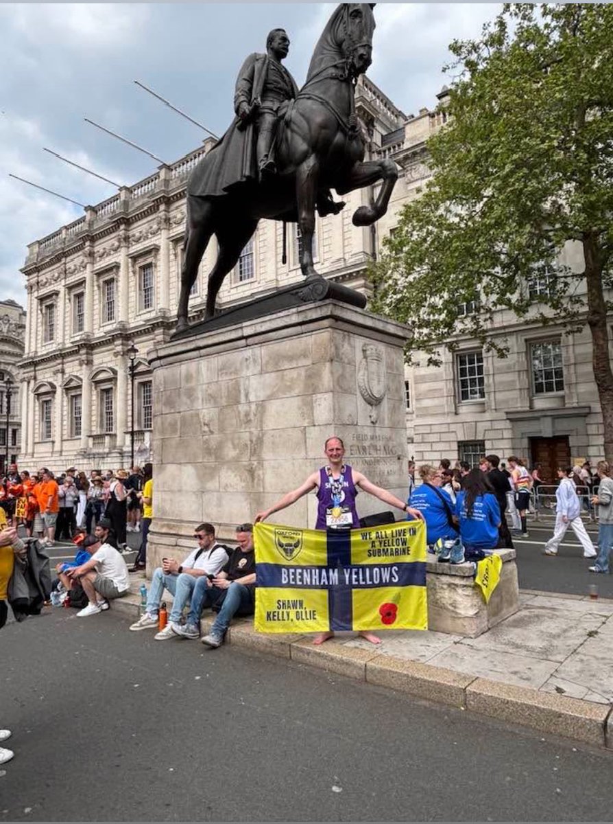 BeenhamYellows's tweet photo. What a day at the London Marathon flying the flag @UFD_OX I ran from IMPS and if you can please donate on my page and thank you to everyone that supported me in training and on the day https://t.co/mkUXVkkZlh https://t.co/MALnZC8a2x
