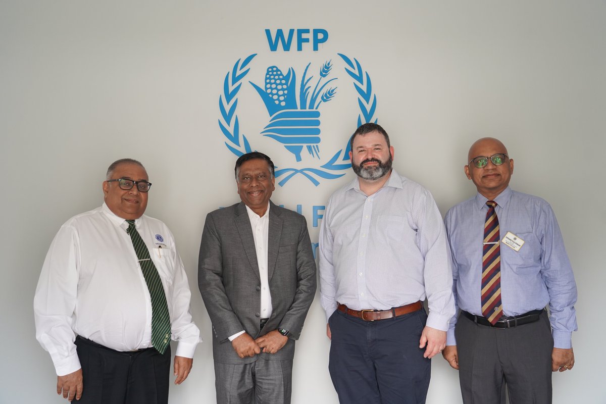 WFP Sri Lanka (@wfpsrilanka) on Twitter photo Over 100,000 children are receiving fortified rice at school 🍚 & 2,700+ farmers are growing food for school meals 🌱 thanks to <a href="/lionsclubs/">Lions International</a> & <a href="/WFPUSA/">World Food Program USA</a>
<a href="/lionsclubs/">Lions International</a> 's Benjamin Futransky & other officials met with <a href="/WFPSriLanka/">WFP Sri Lanka</a>’s Representative to understand more about the projects. Over 100,000 children are receiving fortified rice at school 🍚 & 2,700+ farmers are growing food for school meals 🌱 thanks to <a href="/lionsclubs/">Lions International</a> & <a href="/WFPUSA/">World Food Program USA</a>
<a href="/lionsclubs/">Lions International</a> 's Benjamin Futransky & other officials met with <a href="/WFPSriLanka/">WFP Sri Lanka</a>’s Representative to understand more about the projects.