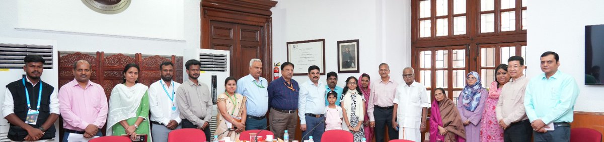 IN_Archives's tweet image. 🌟 Taking the Legacy Forward! 🌟
#NAI proudly acquires the private papers of Bharat Ratna Dr. A.P.J. Abdul Kalam — including his documents, speeches, and rare photos. His inspiring legacy now lives on at the National Archives of India! 🕊️
#APJAbdulKalam #LegacyLivesOn