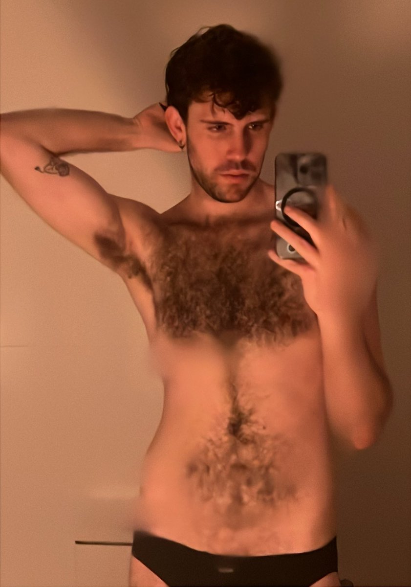 Nikkie (@stormborn_wolf) on Twitter photo 