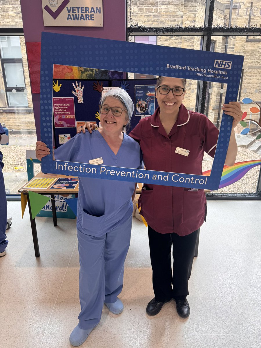 Infection Prevention & Control Team BTHFT (@ipc_team_bthft) on Twitter photo Join the IPC team today on the main concourse at 11am - 2pm at BRI to celebrate #WorldHandHygieneDay ! #CleanHands #InfectionPrevention <a href="/BTHFT/">Bradford Teaching Hospitals NHS FT</a> 🙌🏼 ☺️👋🏼 Join the IPC team today on the main concourse at 11am - 2pm at BRI to celebrate #WorldHandHygieneDay ! #CleanHands #InfectionPrevention <a href="/BTHFT/">Bradford Teaching Hospitals NHS FT</a> 🙌🏼 ☺️👋🏼