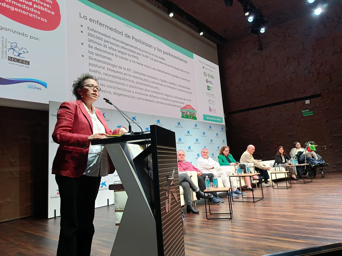 SECPAL_CPaliativos (@secpal_) on Twitter photo 🧵Turno para la directora de <a href="/ParkinsonFEP/">Federación Española de Párkinson</a>, Alicia Campos: "Quiero desmontar 2 falsos mitos que estigmatizan la enfermedad. El #párkinson cada vez afecta a personas más jóvenes, y el temblor es solo uno de los síntomas, no está en todos los casos y no es lo más invalidante" (+) 🧵Turno para la directora de <a href="/ParkinsonFEP/">Federación Española de Párkinson</a>, Alicia Campos: "Quiero desmontar 2 falsos mitos que estigmatizan la enfermedad. El #párkinson cada vez afecta a personas más jóvenes, y el temblor es solo uno de los síntomas, no está en todos los casos y no es lo más invalidante" (+)