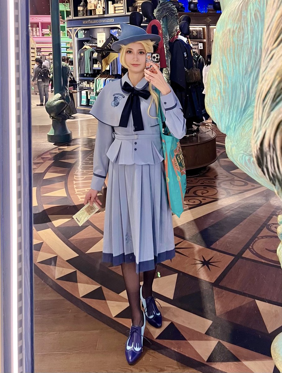 今日のハリポタツアーはボーバトン制服KYOUKO版コーデ！靴も帽子