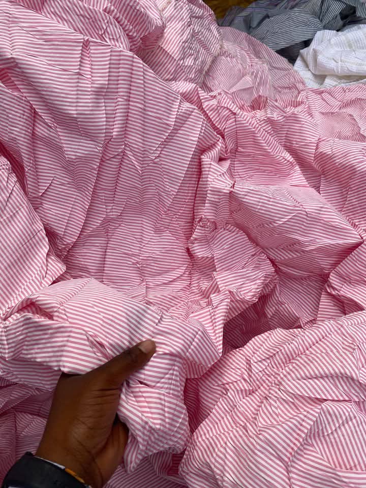 There's a vibe you get when you wear striped fabric. Especially if it's cotton.

Just pick a favorite color, I have it in stock for N2000 only per yard. 

Pick a style too and I'll recreate. 🤭

#wearégo
