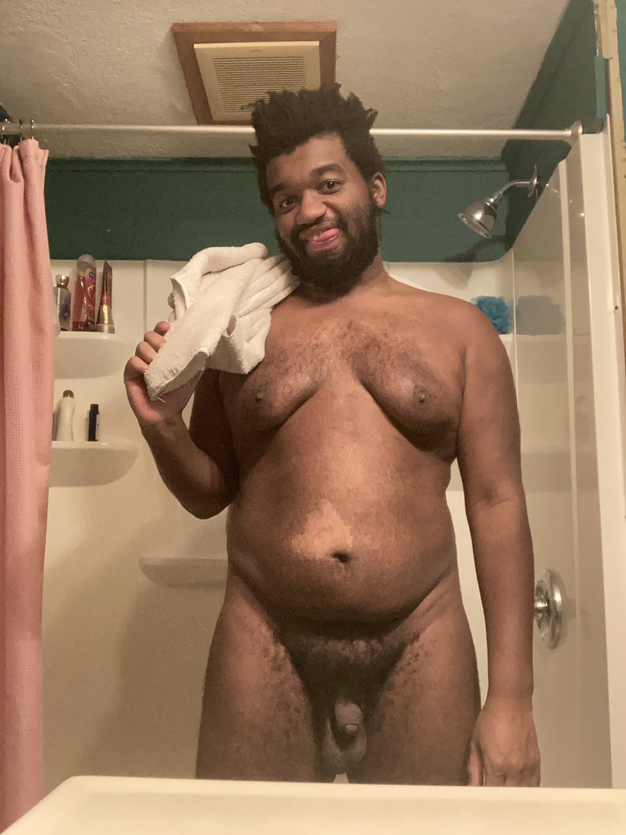 JKingBearR11's tweet photo. Soak in the Divine Presence of me 😉😜 #gaybear #gaybears #thickbears #thickbear #gaynude #gaybeard #gaymen #gaycubs #cubsandbears #gayblack #daddybear #bearporn #beardaddy #dadbod #gaydaddy #gaybj #gayoral #JKingBearR11 https://t.co/B7Q9xoHYH4